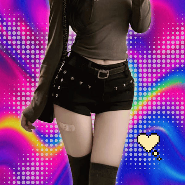 Combhasaki Women Y2K Vintage Hot Denim Shorts Summer Harajuku Button Low Waist Rivets Slim Fit Jean Short Pants Party Streetwear