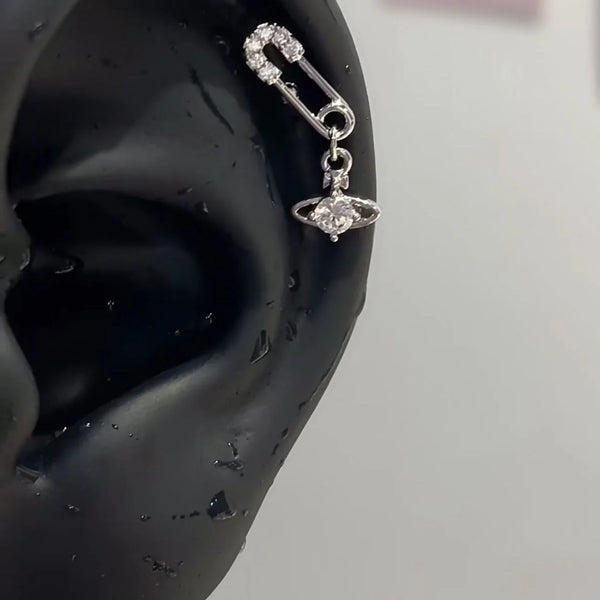 Y2K Love Star Ear Cuff