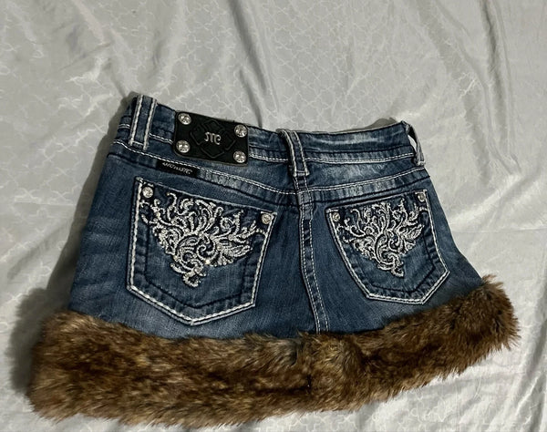 Y2K Raw Edge Skirt